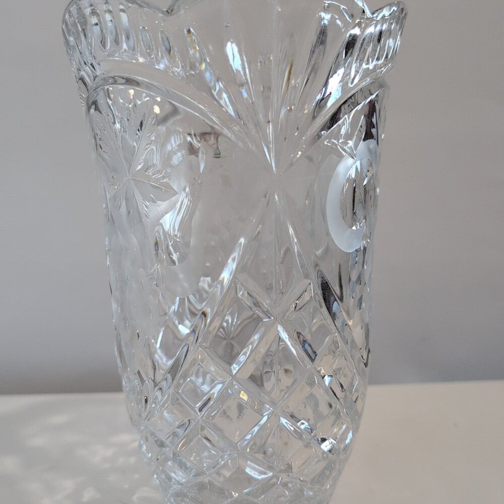 Fifth Ave Crystal Handcut Vase Full Lead Crystal Made In Poland 8.5" Tall. 5th - Picture 4 of 7